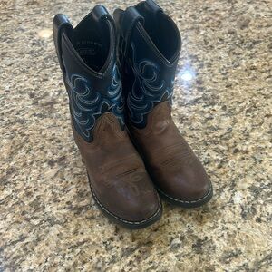 Boys size 12 Cody James boots